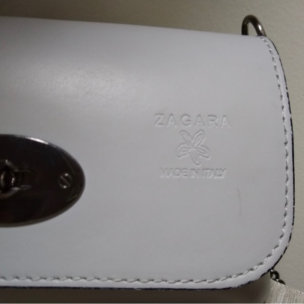 Beautiful high-end Zagara Leather made in Italy crossbody purse. Gray. - Picture 3 of 6